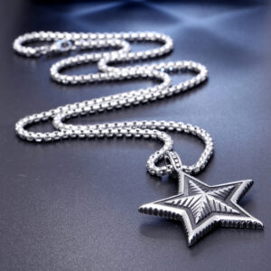 Fashion necklace with lucky star pendant